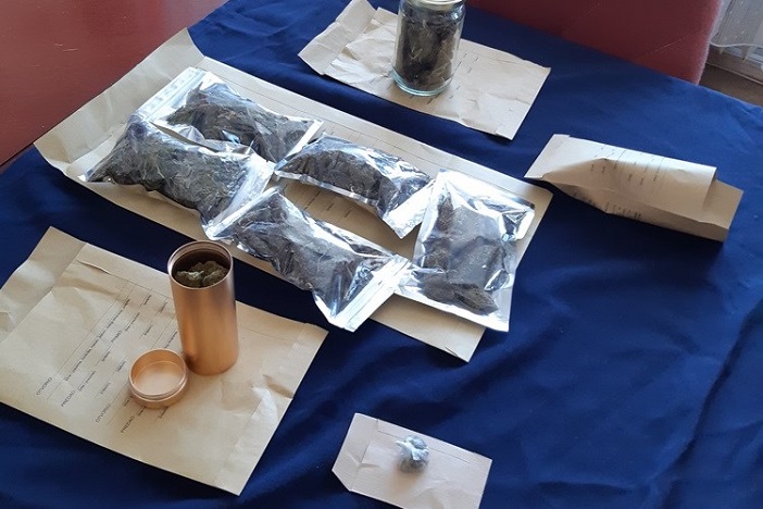 Policija zaplijenila marihuanu i gljive